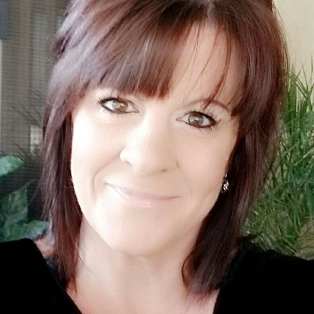 Meet your Posher, Carrie